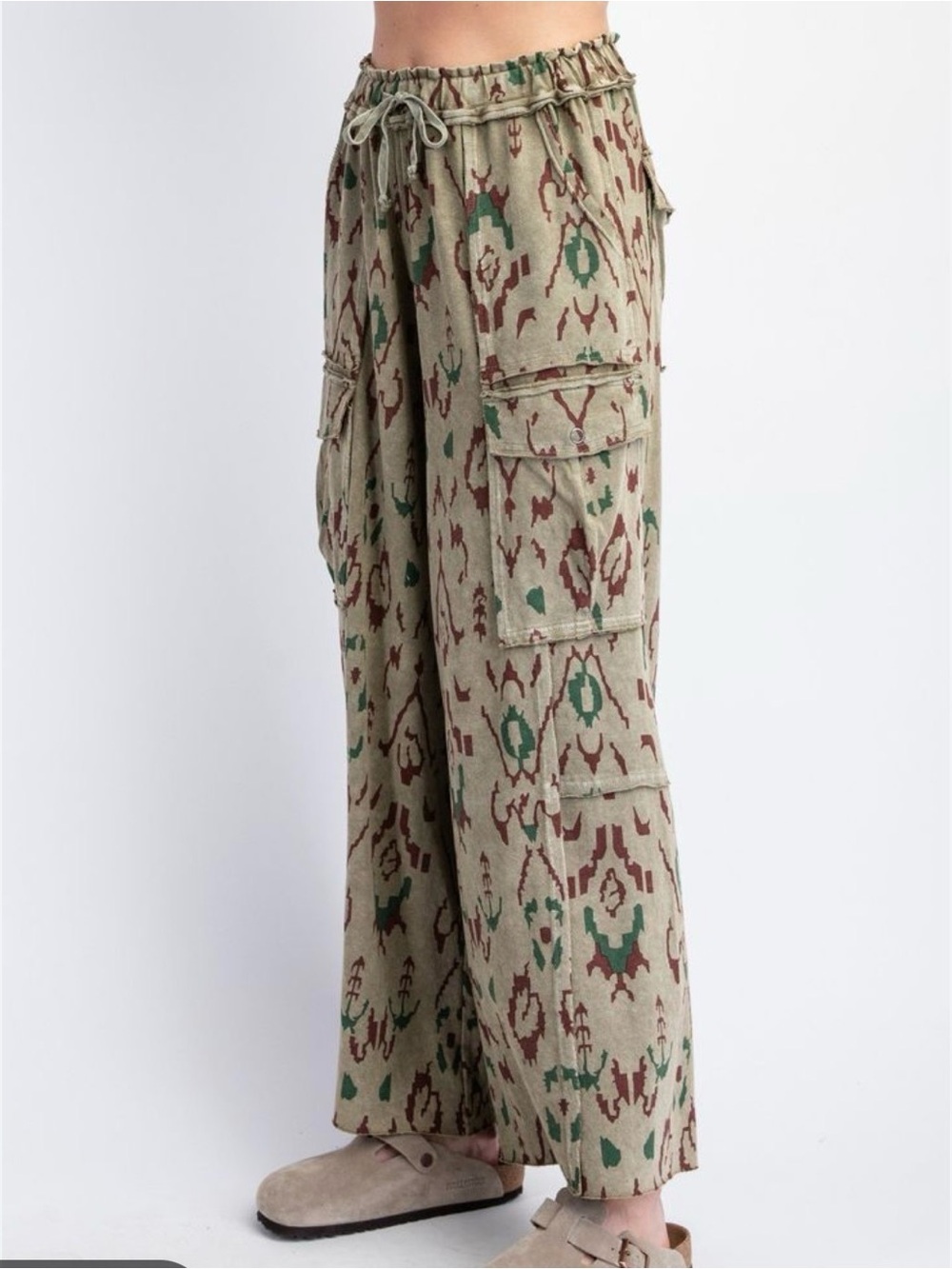 Easel -Going off Vibes Wide Leg Cargo Pants with Ikat Print Green/Burgundy